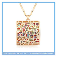 Latest design fashion 18k gold hollow alloy block diagram with crystal sweater necklace
